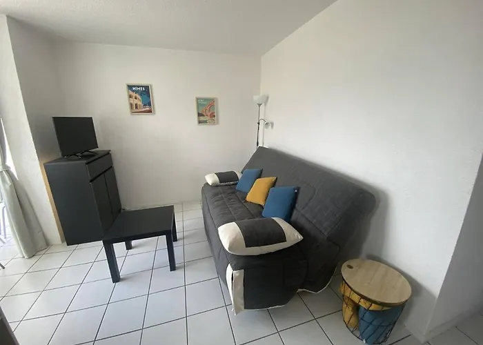 Beau 4 Personnes Avec Loggia Et Parking Privatif Διαμέρισμα *