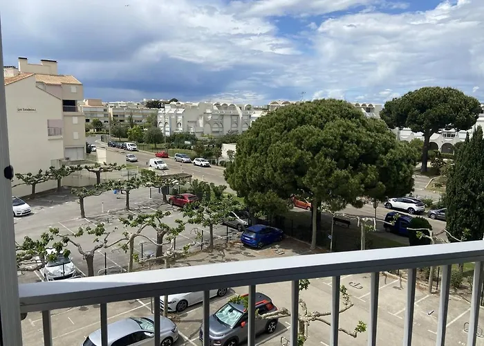 Beau 4 Personnes Avec Loggia Et Parking Privatif Διαμέρισμα Le Grau-du-Roi